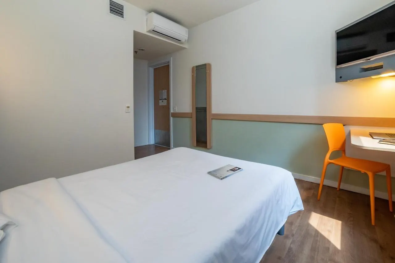** Hotel Ibis Budget Sp Frei Caneca São Paulo Brasil